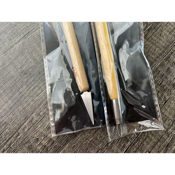 Sculpey III Oven Bake clay with tools 4 oz white Richeson wire loop and lace too - Picture 4 of 6